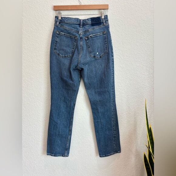 Abercrombie & Fitch The 90's Slim Straight Ultra High Rise Size 28/6S - Picture 2 of 4